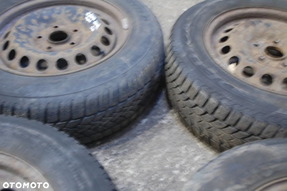 FELGI STALOWE + OPONY ZIMOWE 1K0601027C 5X112 ET47 6J VW GOLF V TOURAN 195/65R15 - 14