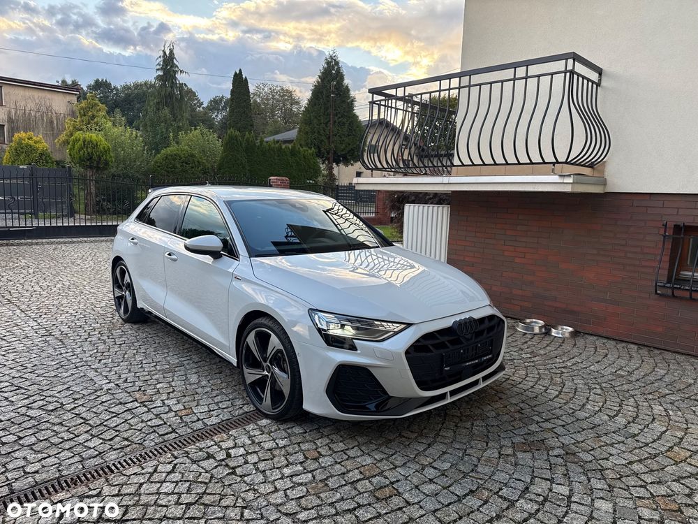 Audi A3 Sportback - 4