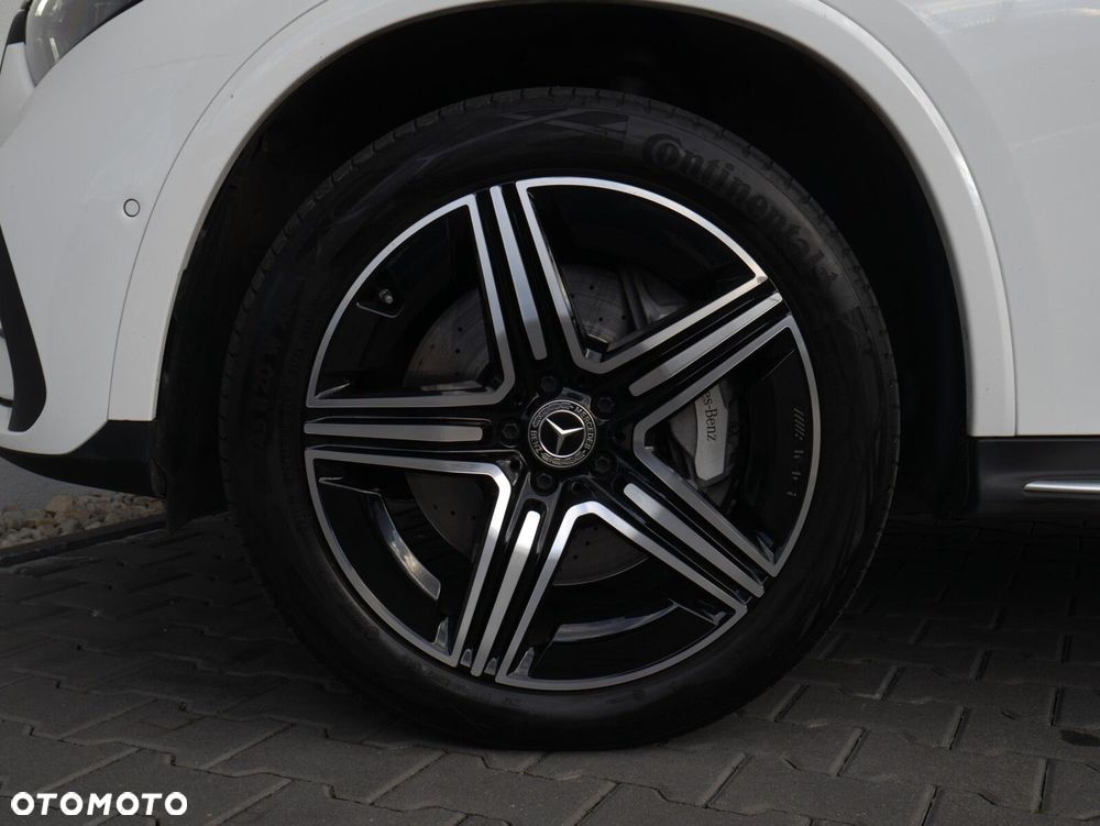 Mercedes-Benz GLC - 25