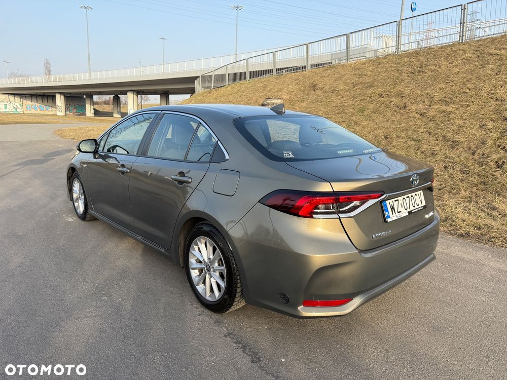 Toyota Corolla - 2