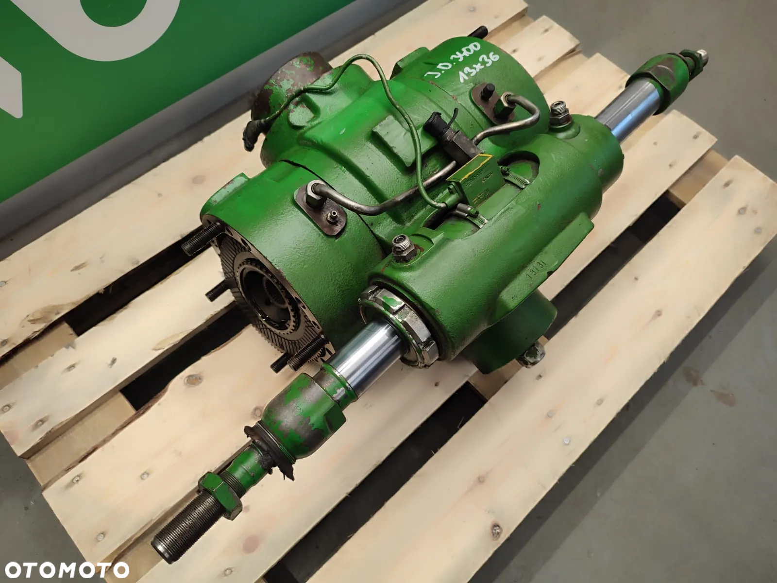 Siłownik skrętu JOHN DEERE 3400 - 8