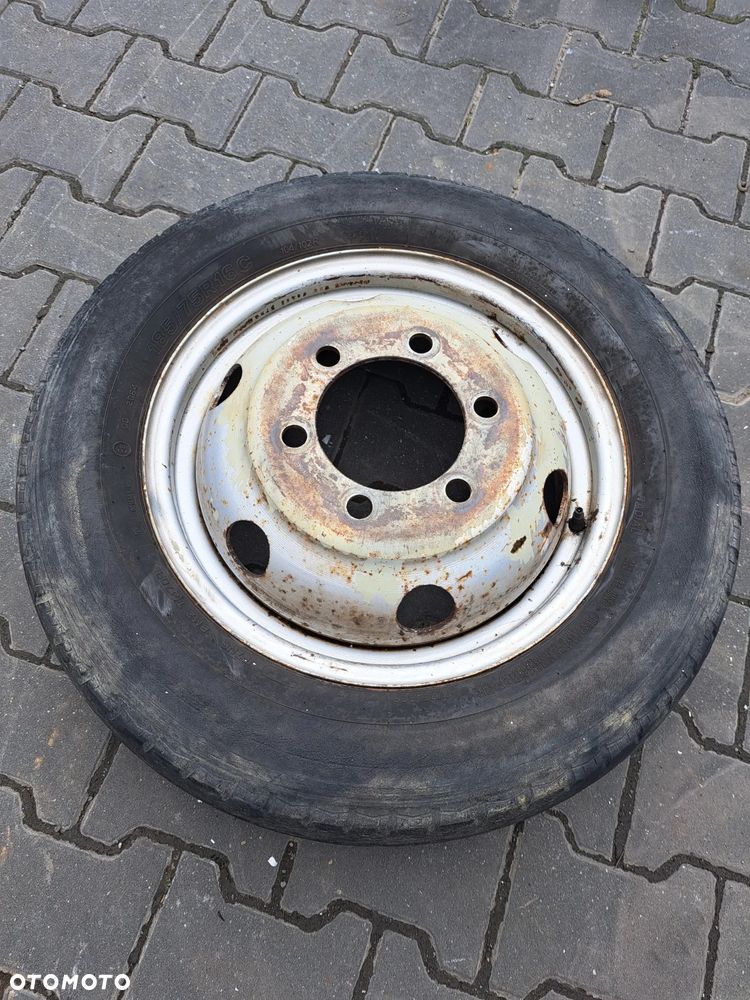 Iveco Daily felga stalowa 5jx 15 6x130 firmy Michelin - 2