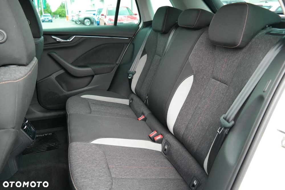 Skoda Kamiq 1.0 TSI Style - 12