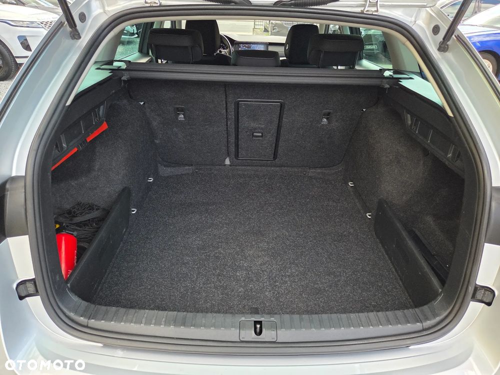 Skoda Octavia 2.0 TDI Style DSG - 11