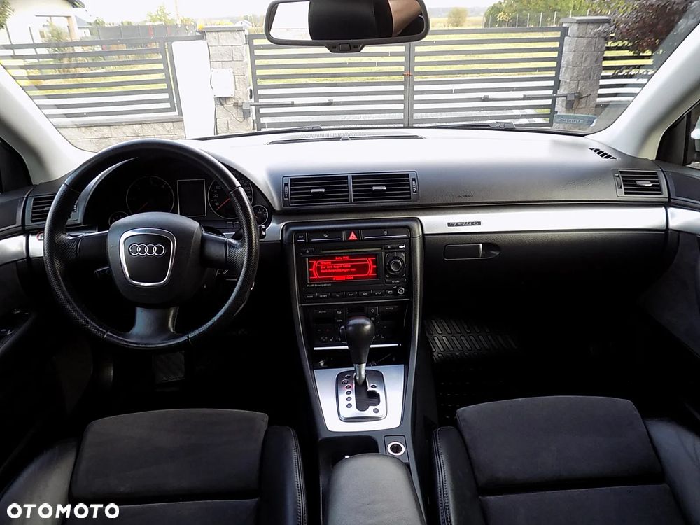 Audi A4 Avant - 26