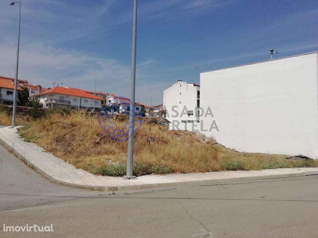 Terreno, Miranda do Douro, Bragança - Grande imagem: 3/20