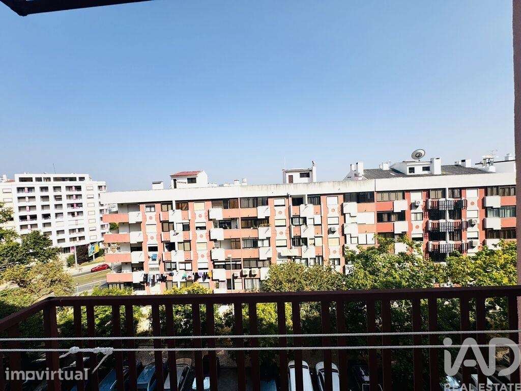 Apartamento T3 em Almada, Cova da Piedade, Pragal e Cacilhas de 101 m2 - Grande imagem: 4/13
