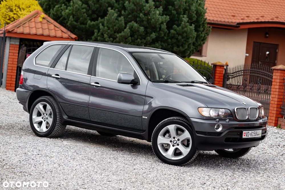 BMW X5 3.0 i Edition Exclusive - 3