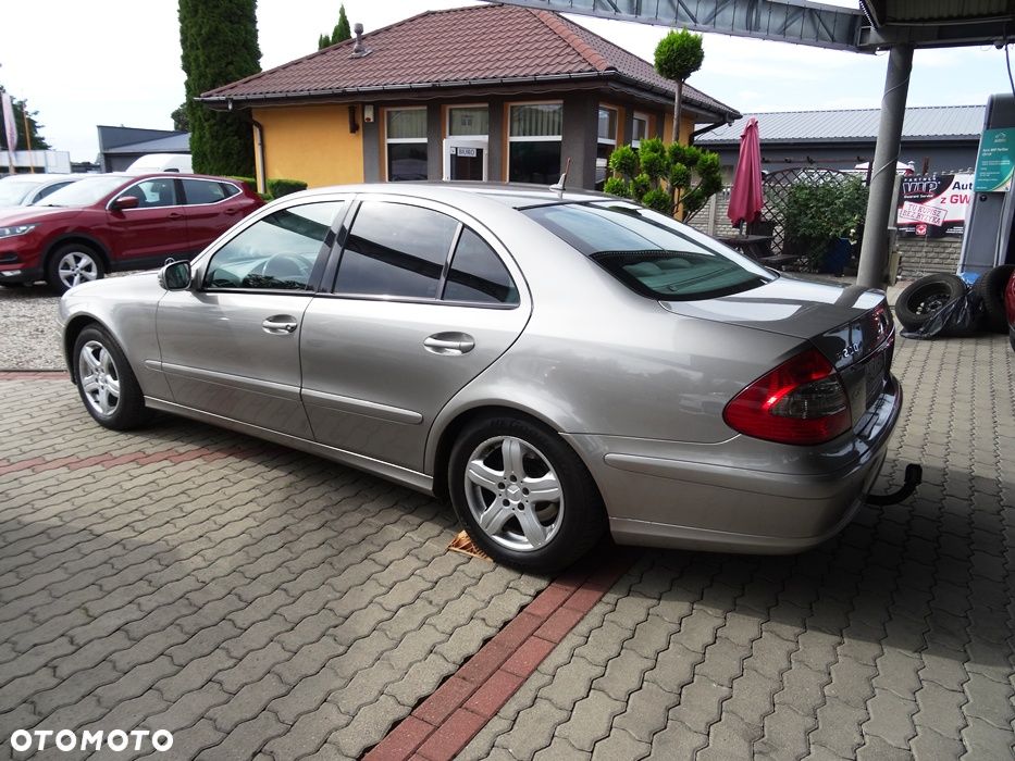 Mercedes-Benz Klasa E 200 Kompressor Avantgarde - 8