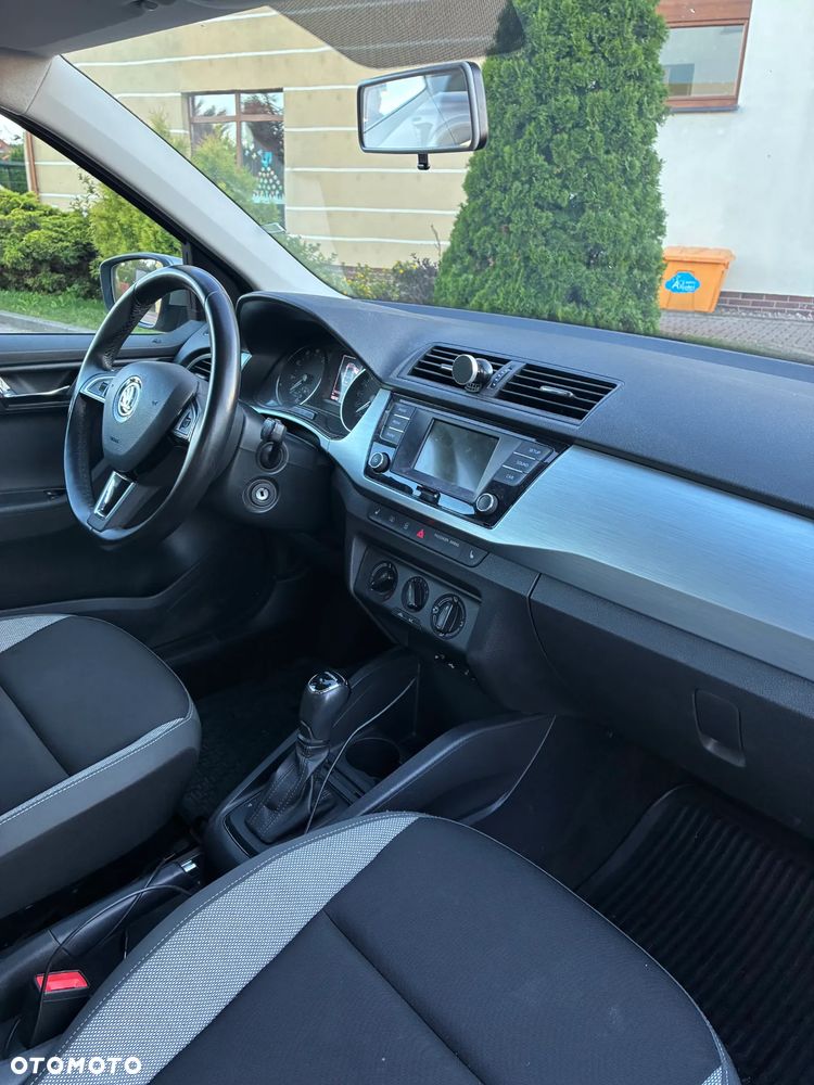 Skoda Fabia 1.0 TSI Ambition DSG - 5