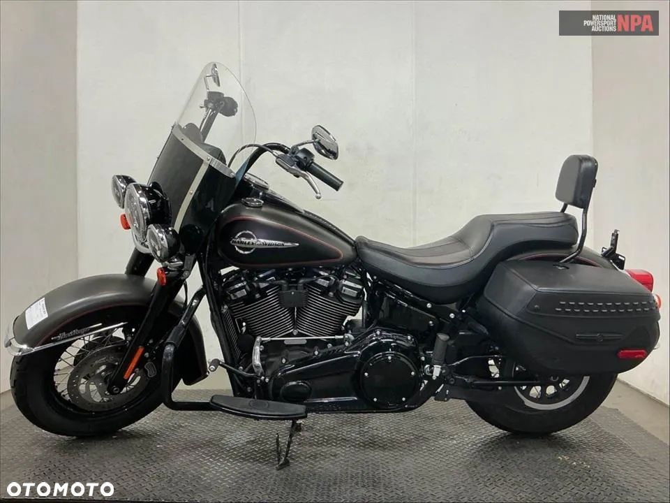 Harley-Davidson Softail Heritage Classic - 11