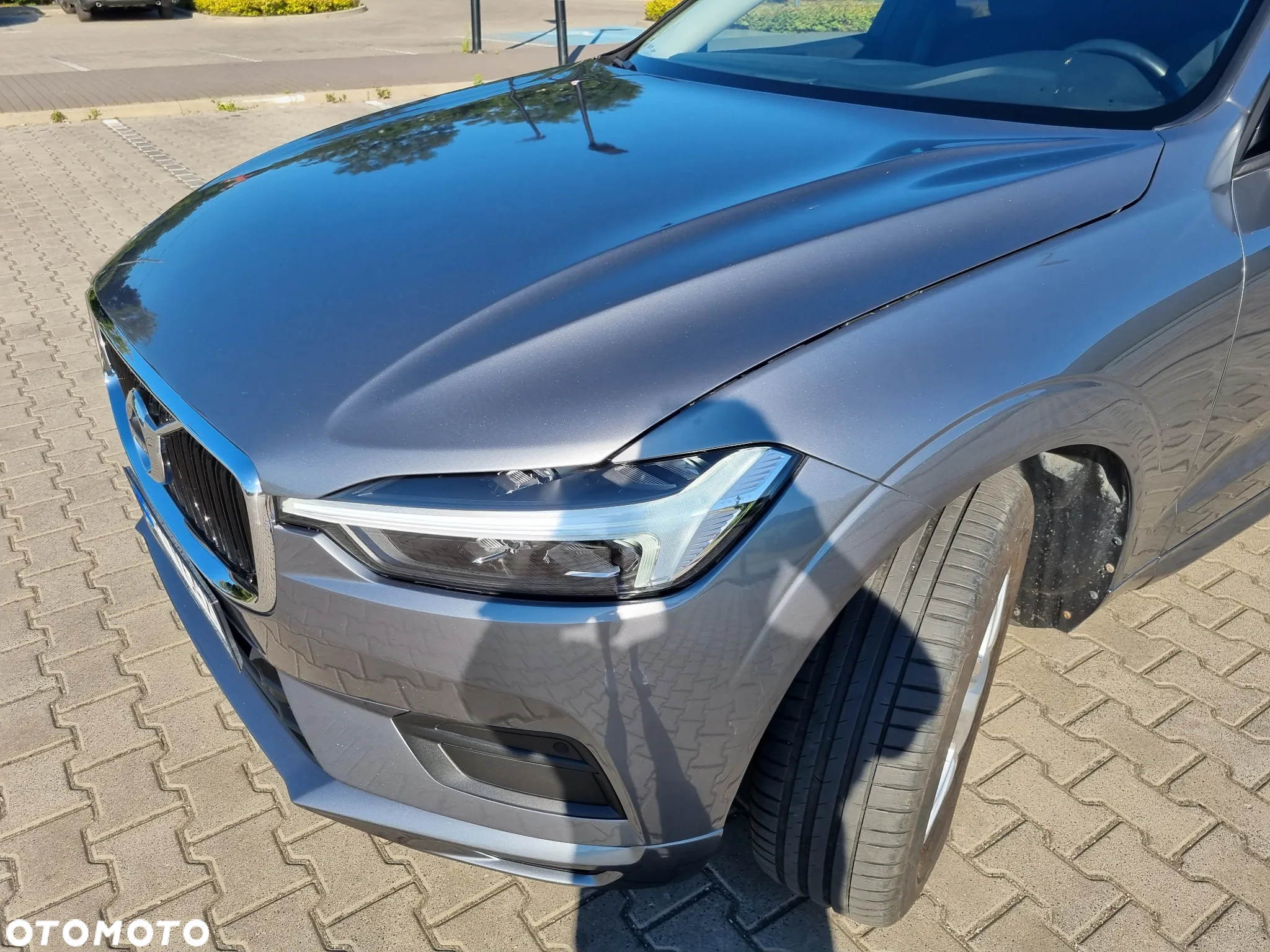 Volvo XC 60 B4 B Momentum - 26