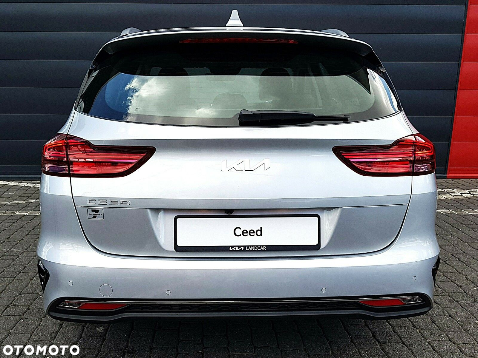 Kia Ceed - 9