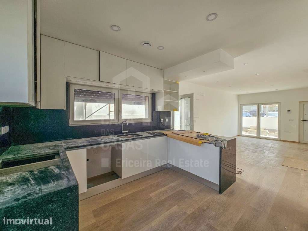 Vende Moradia T3 - Ericeira 11 km, A Casa das Casas - Grande imagem: 4/26