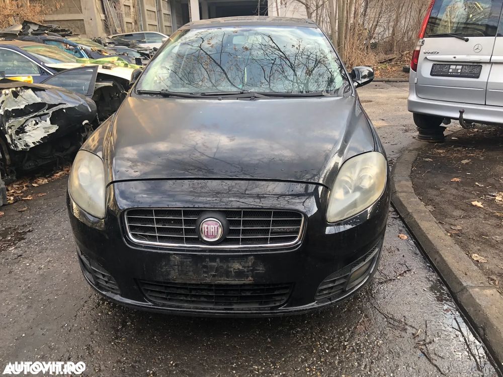 Far dreapta Fiat Croma 2008 halogen cu lupa - 1