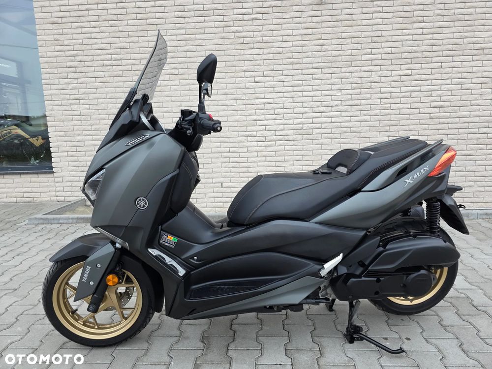 Yamaha X-max - 3