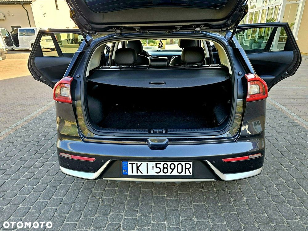 Kia Niro - 17
