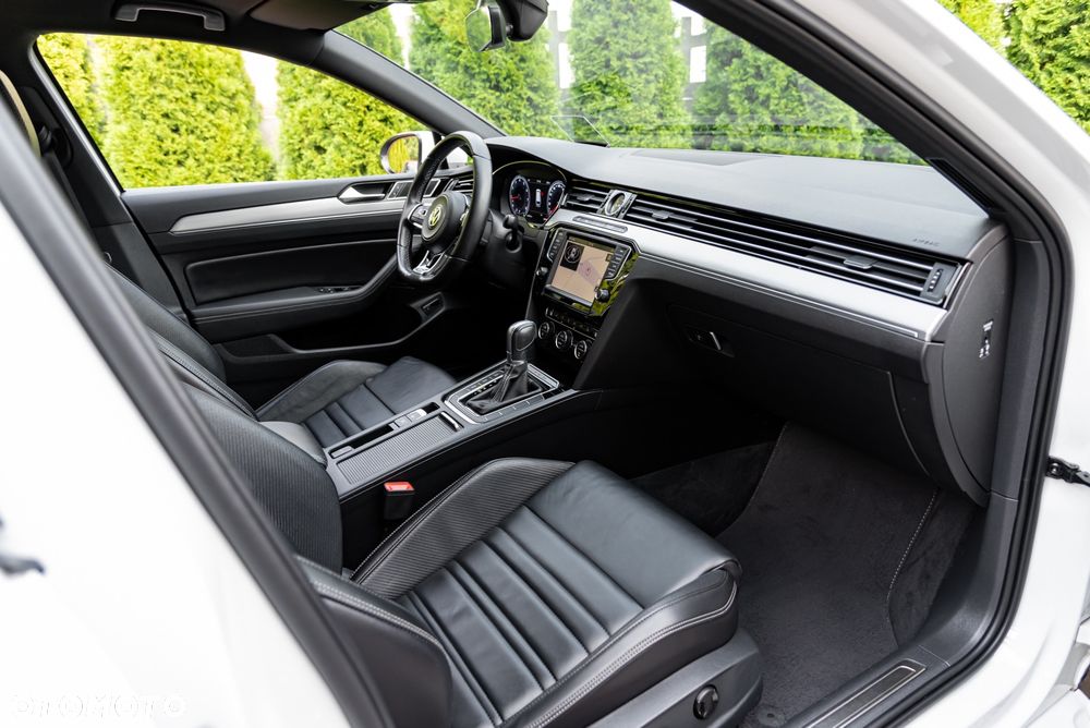 Volkswagen Passat Variant 2.0 TSI (BlueMotion Technology) 4Motion DSG Highline - 24