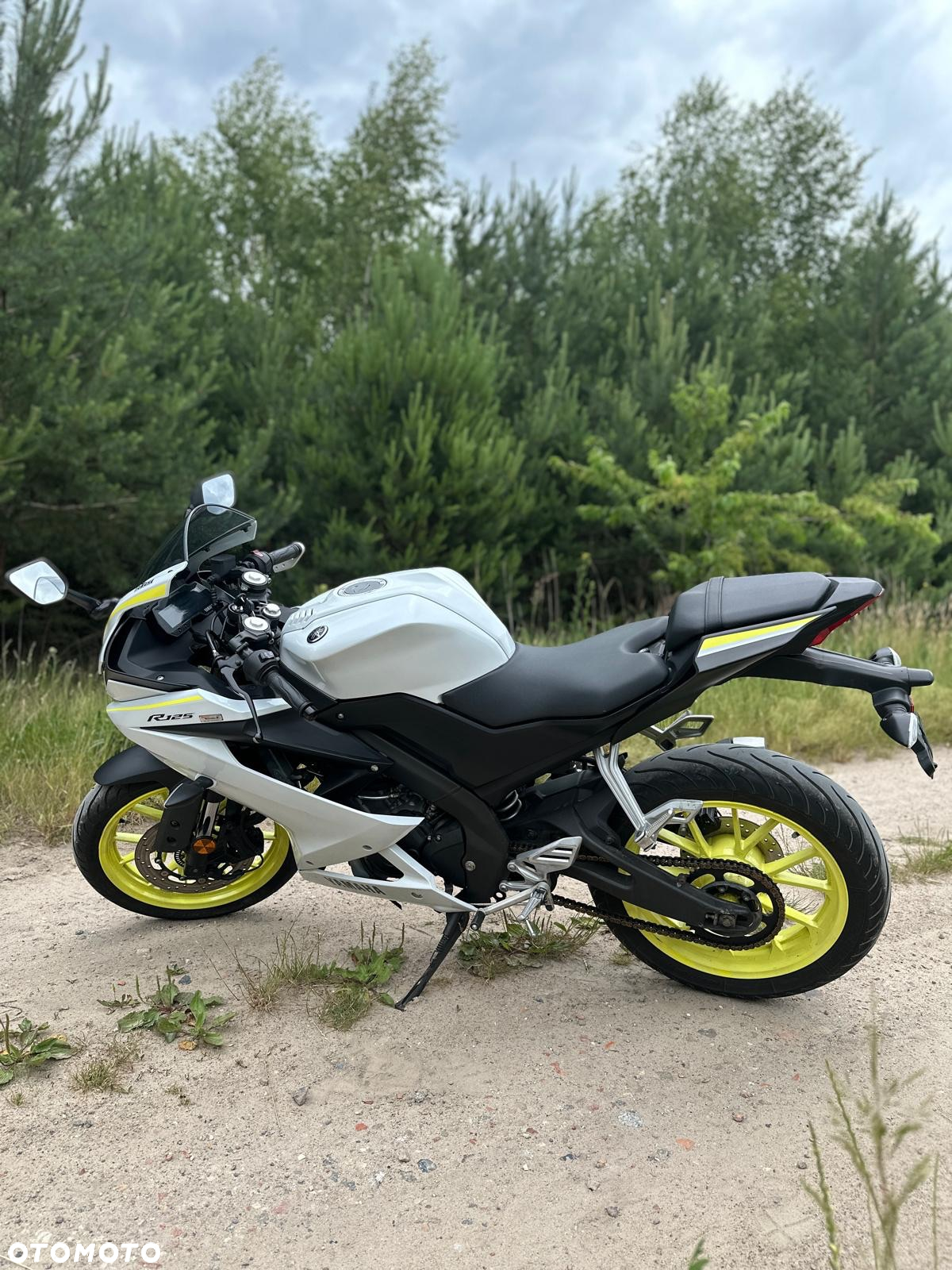 Yamaha YZF - 2