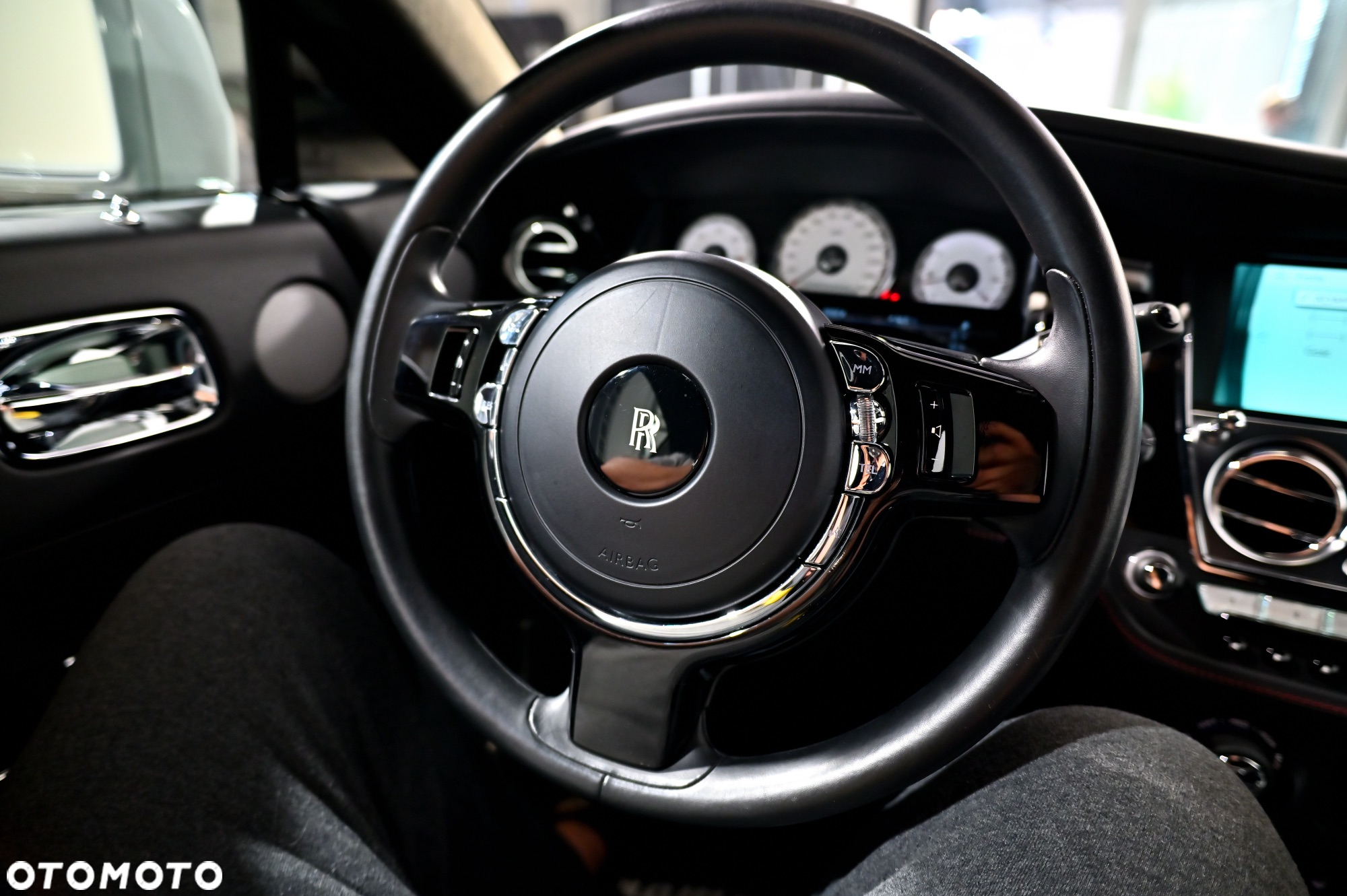 Rolls-Royce Wraith Standard - 14