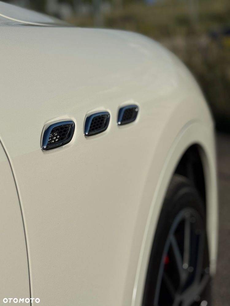 Maserati Levante Diesel Granlusso - 16