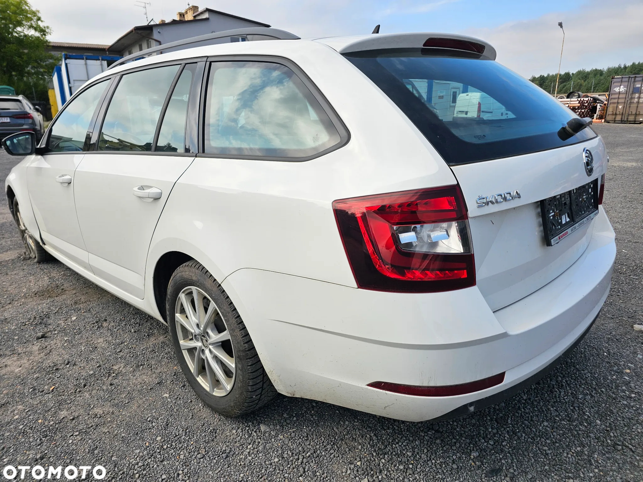 Skoda Octavia 2.0 TDI DSG Style - 16