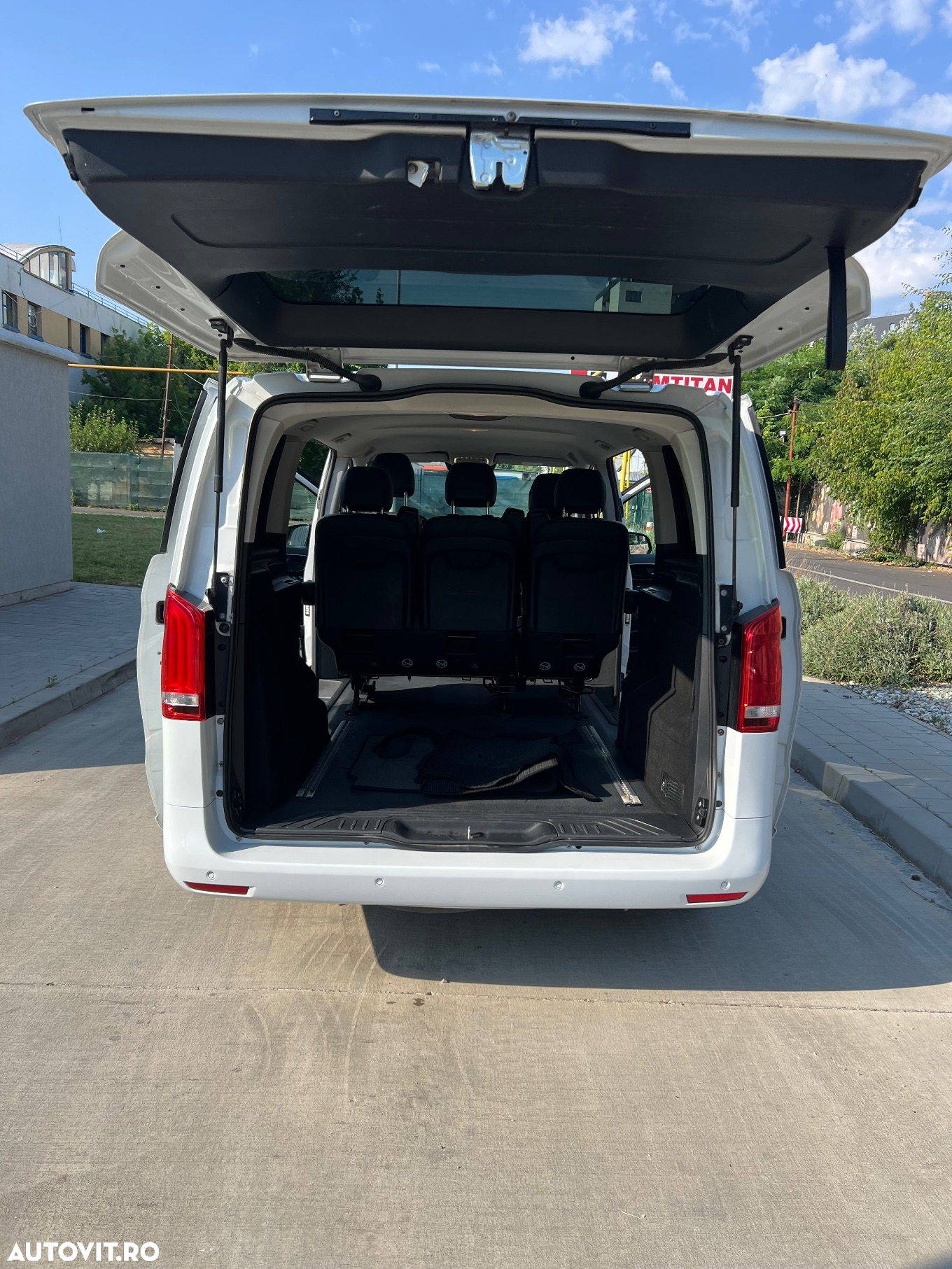 Mercedes-Benz Vito 114 CDI (BlueTEC) Tourer Extralang Aut. SELECT - 10