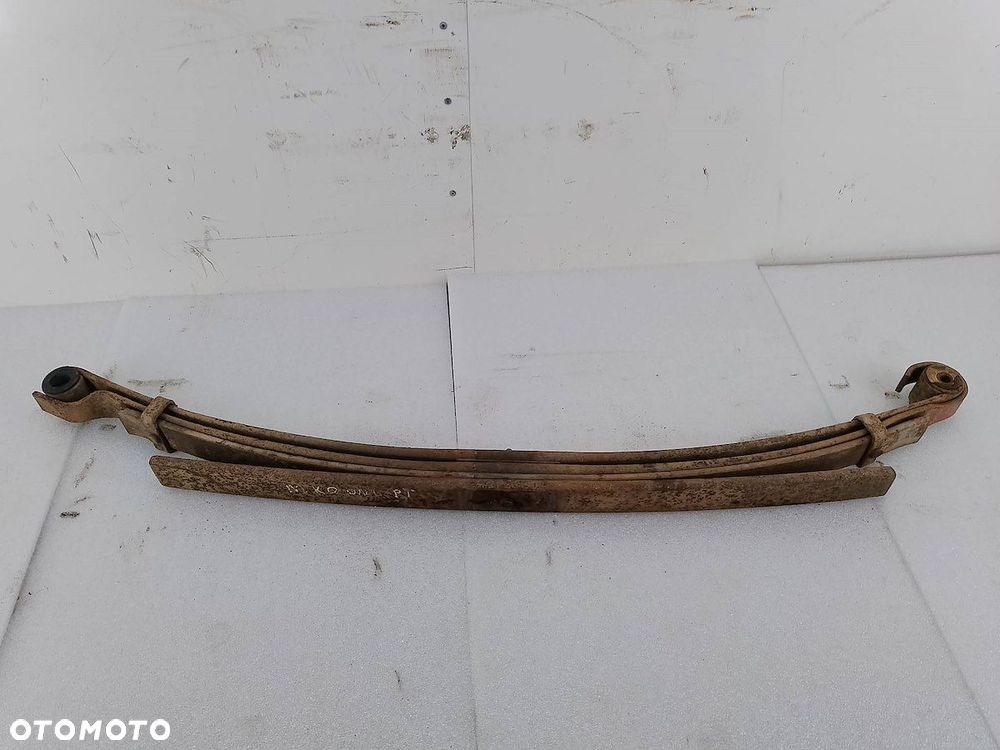 RESOR TYŁ IVECO DAILY 2.8 JTD DIESEL - 4