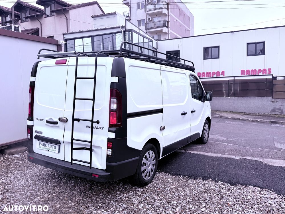 Renault Trafic - 10