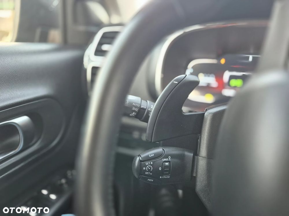 Citroën C5 Aircross 1.6 PureTech Shine EAT8 - 33