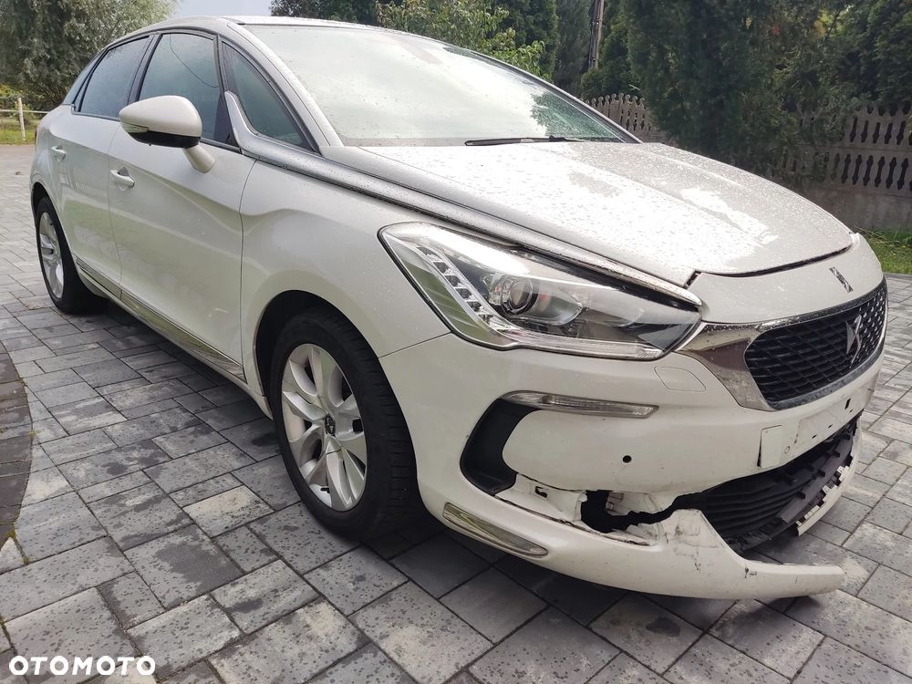 Citroën DS5 1.6 THP Chic S&S EAT6 - 4