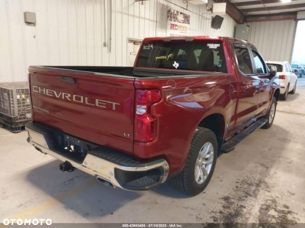 Chevrolet Silverado - 5