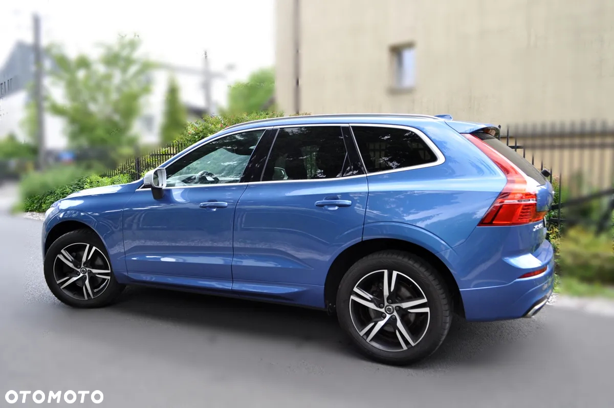 Volvo XC 60 D5 SCR AWD R-Design - 11
