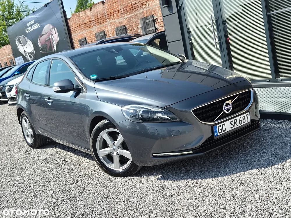 Volvo V40 D2 Momentum - 18