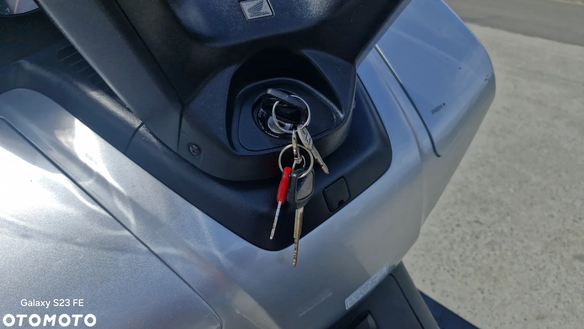Honda FJS - 32