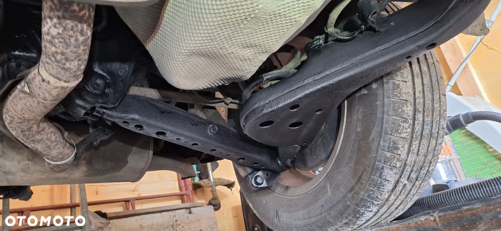 Nissan Qashqai 2.0 4 x 4 360 - 18