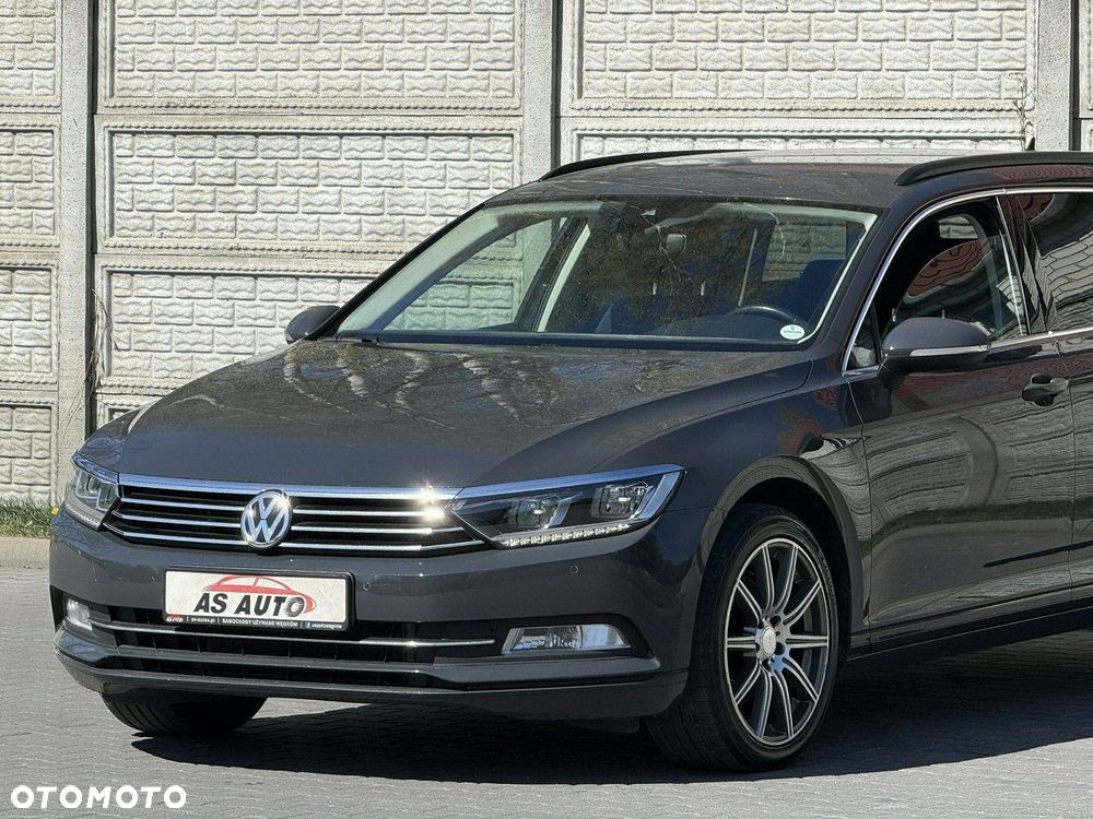 Volkswagen Passat - 29