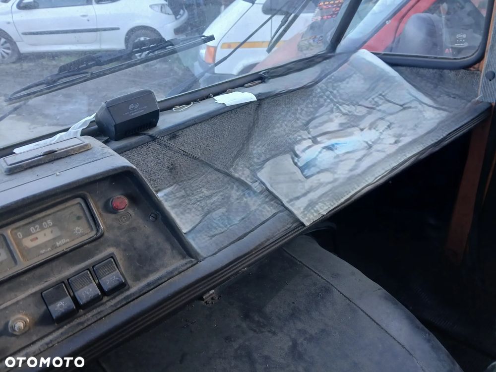 FSC ŻUK A11 fotel fotele kanapa deska kokpit podsufitka boczek boczki klamka podłokietnik licznik - 4