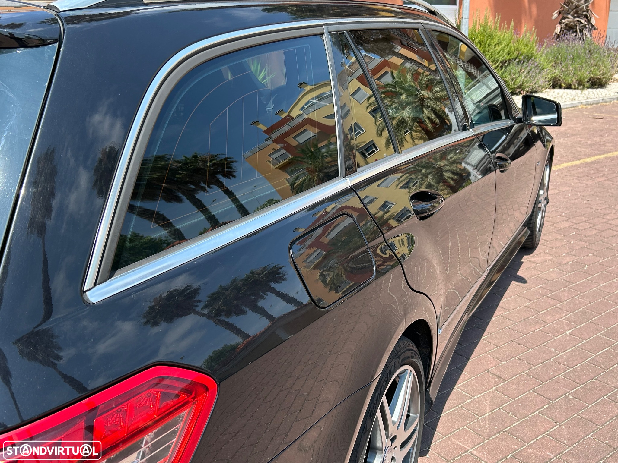 Mercedes-Benz E 250 CDi Avantgarde BlueEfficiency Auto. - 15