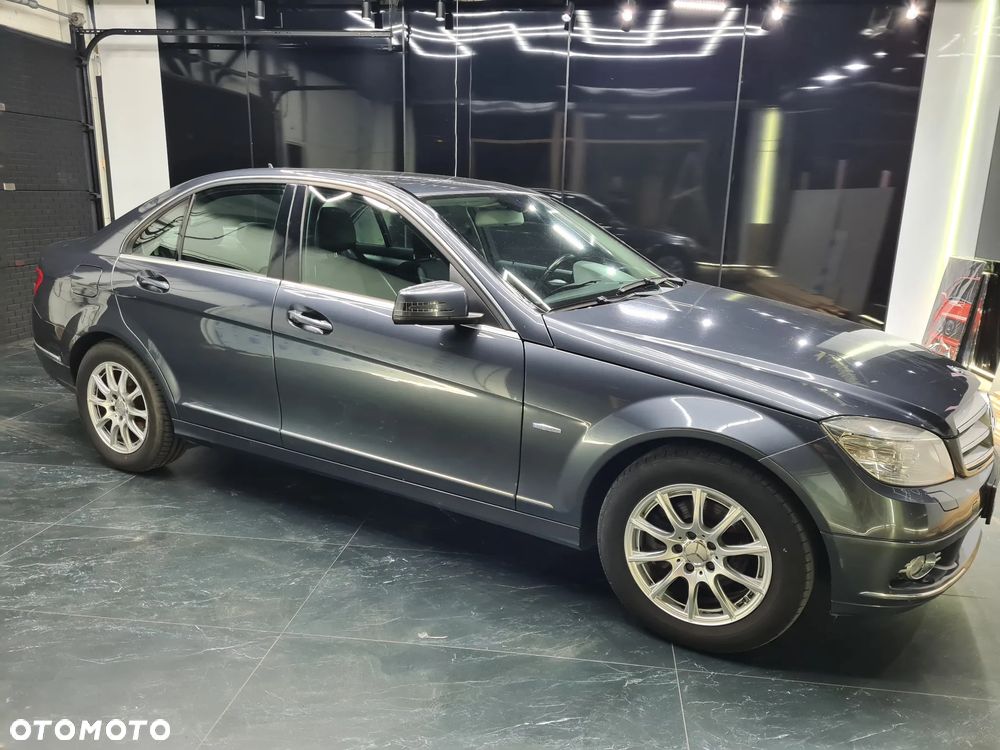Mercedes-Benz Klasa C 180 BlueEFFICIENCY Avantgarde - 1