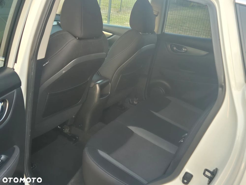 Nissan Qashqai 1.2 DIG-T Tekna EU6 - 7