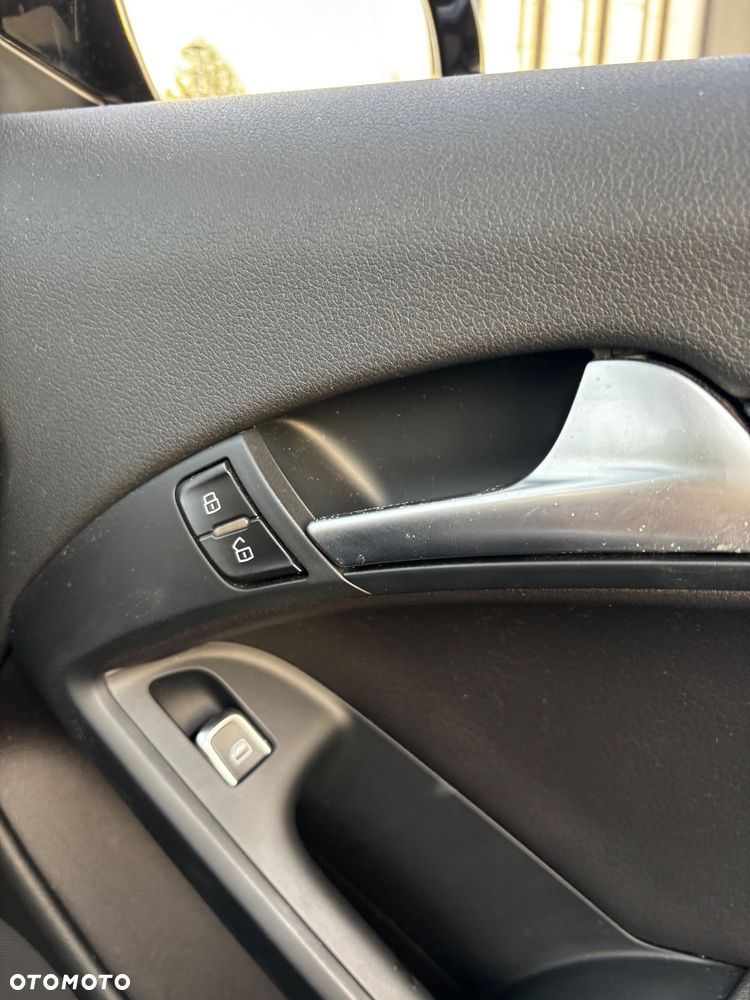 Audi A5 Cabrio 2.0 TFSI quattro S tronic - 22