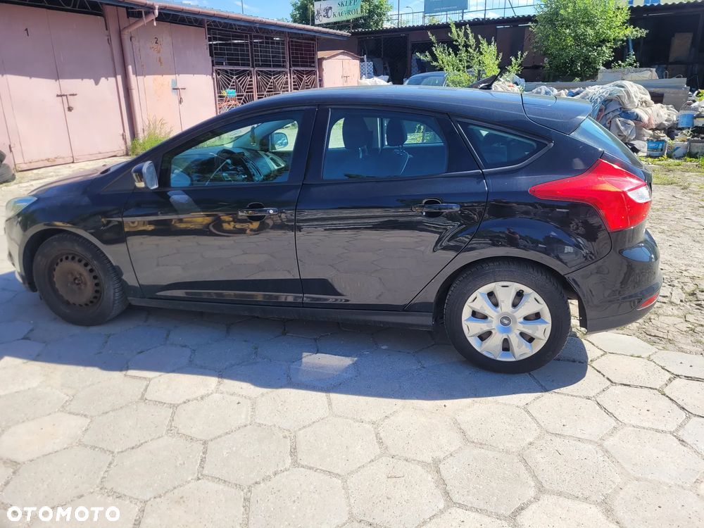 Ford Focus 1.6 TDCi DPF SYNC Edition - 15