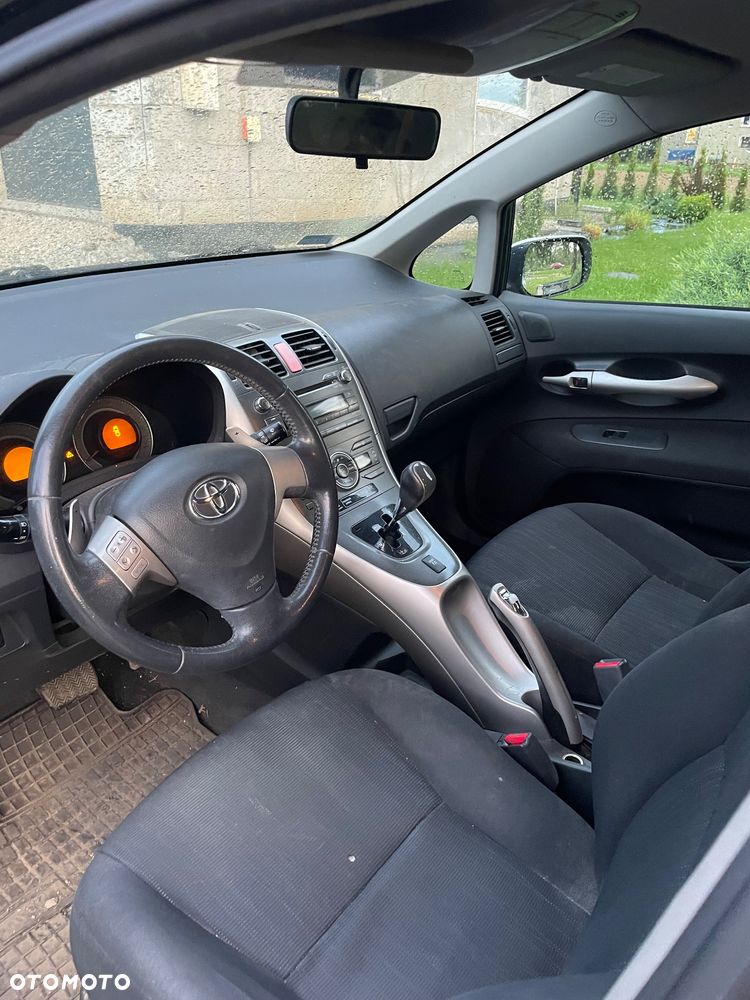 Toyota Auris - 8