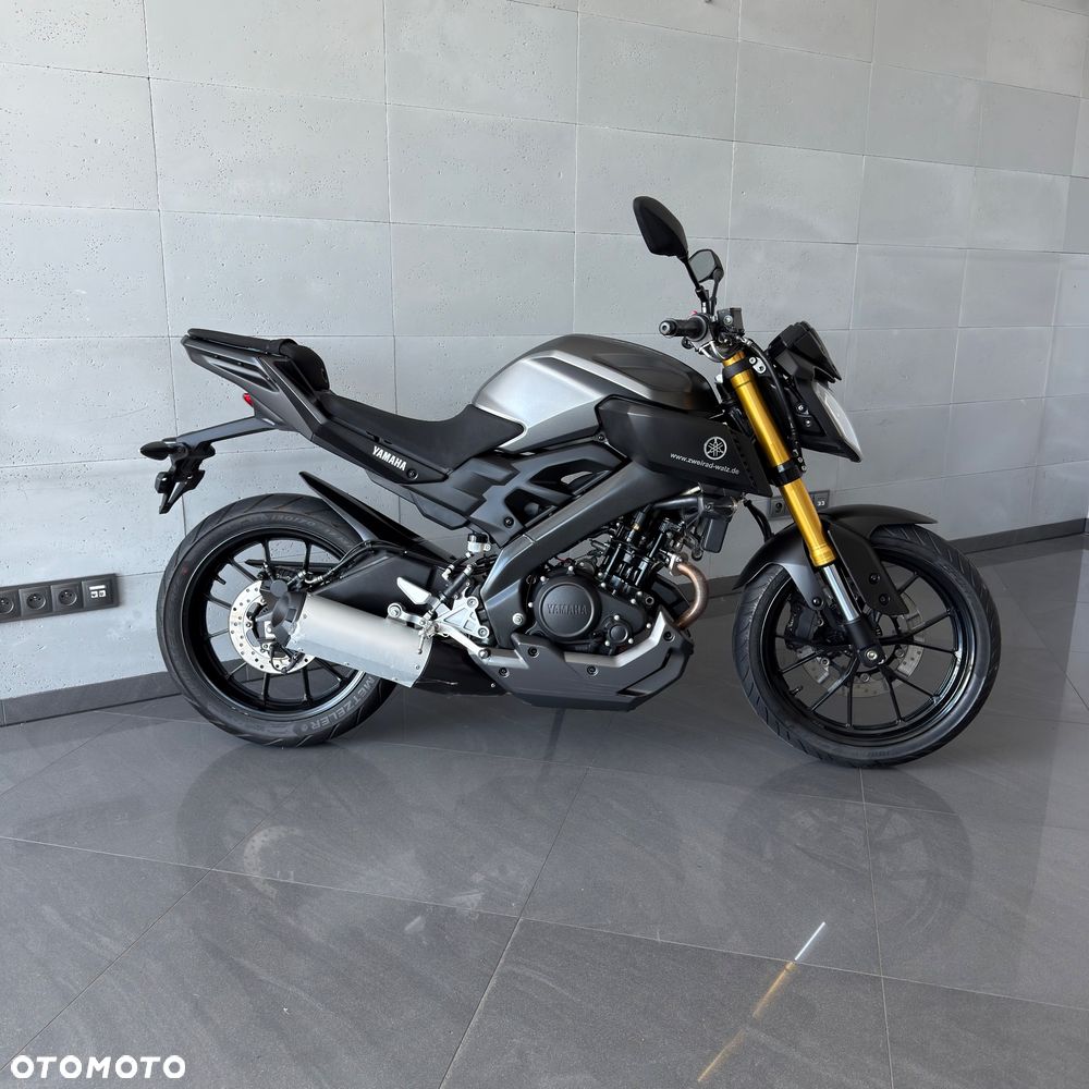 Yamaha MT - 2