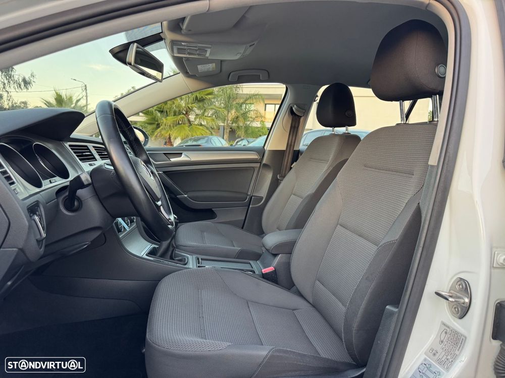 VW Golf 1.6 TDi Trendline - 22