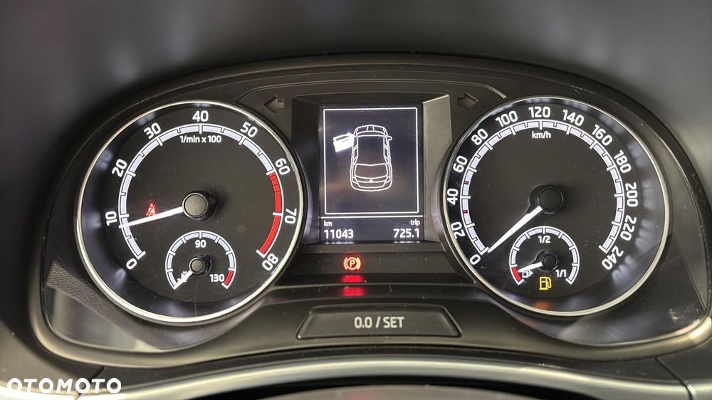 Skoda Fabia 1.0 Ambition - 14