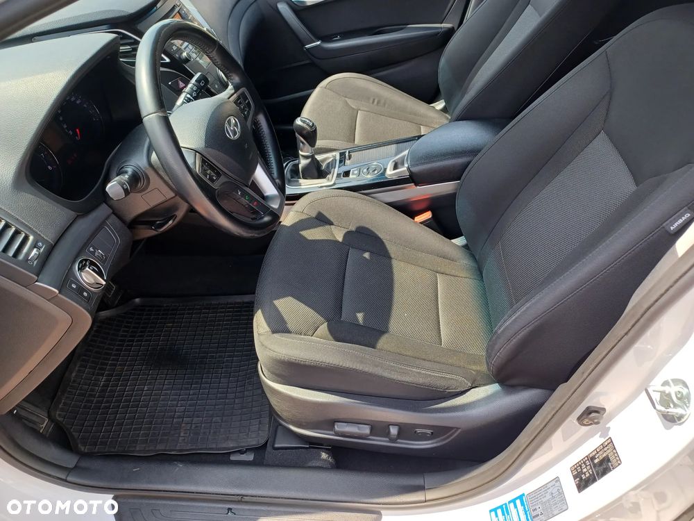 Hyundai i40 1.6 GDI BlueDrive Comfort - 11