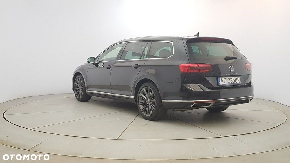 Volkswagen Passat - 5