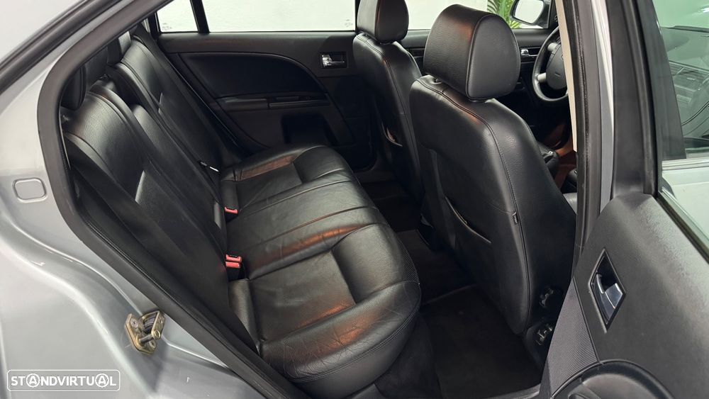 Ford Mondeo 2.0 TDCI Ghia Executive - 9